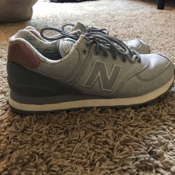New Balance Shoes - Grey new balance sneakers size 6
